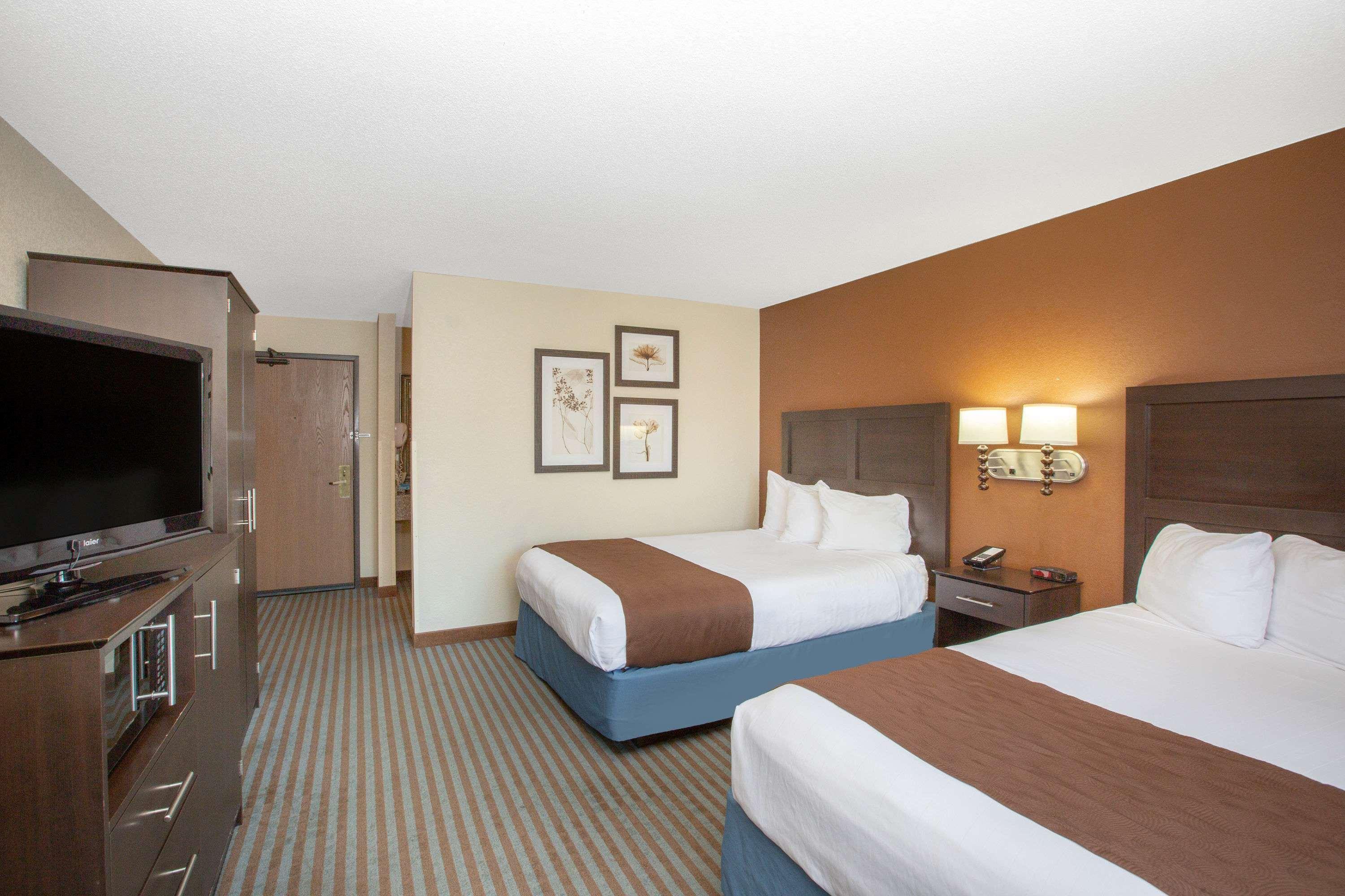 Americinn By Wyndham Lincoln North Екстериор снимка