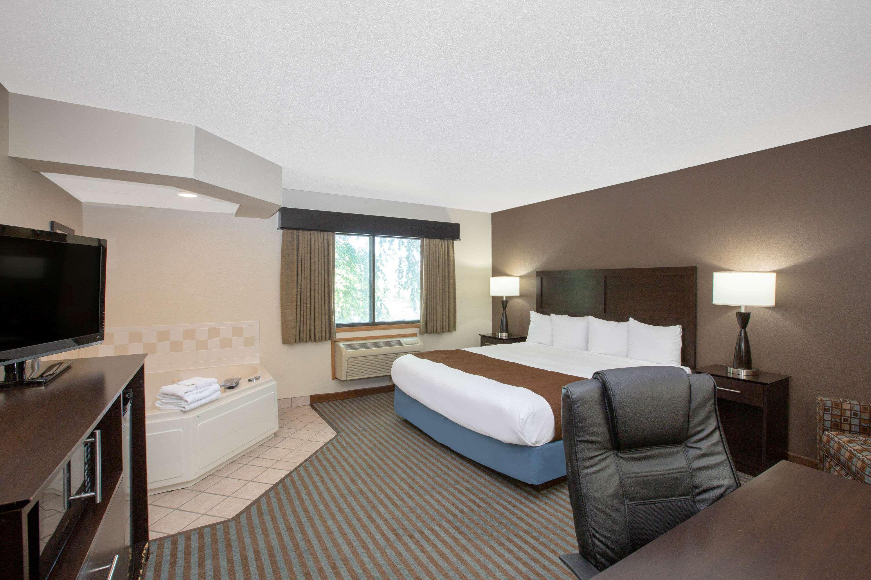 Americinn By Wyndham Lincoln North Екстериор снимка