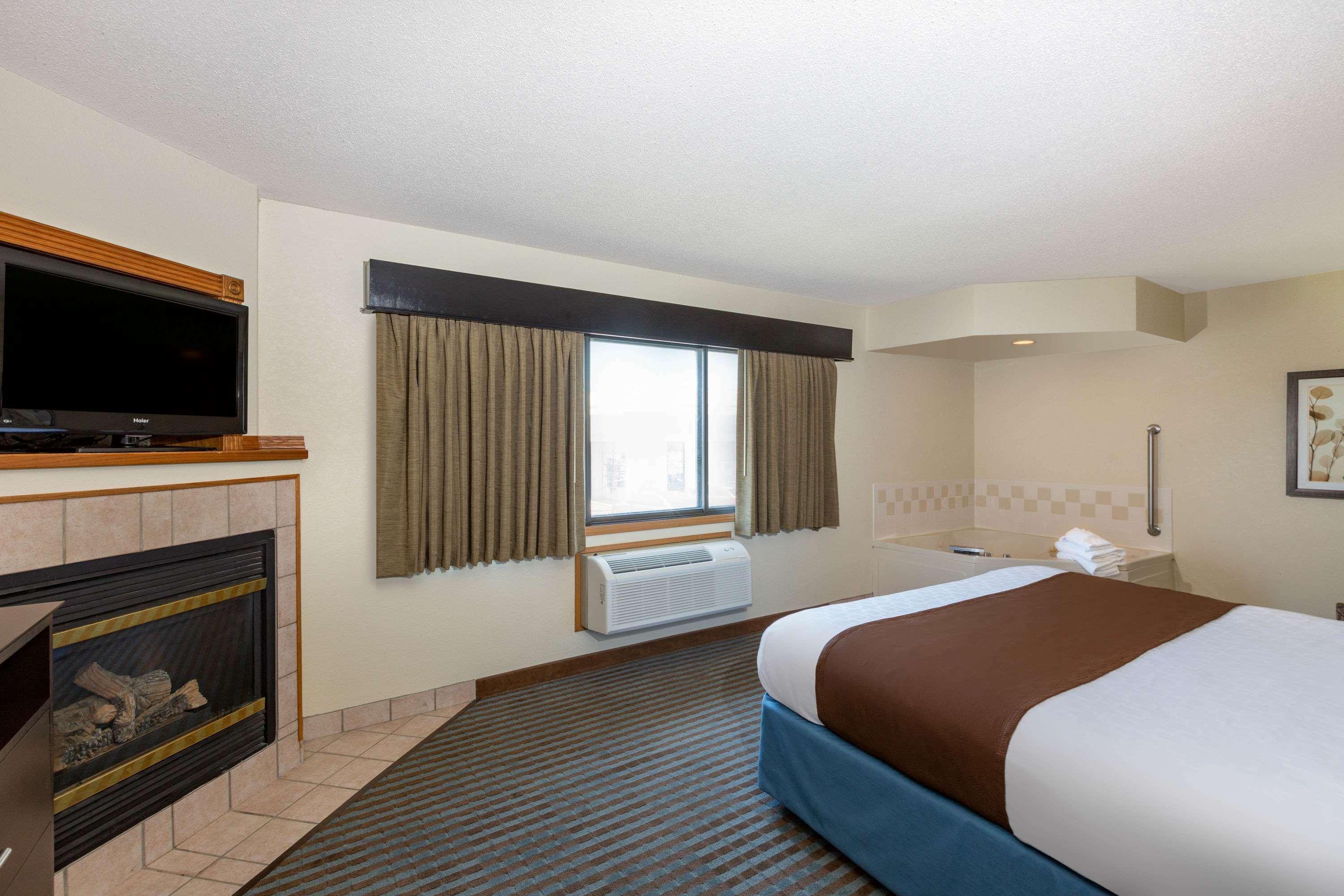 Americinn By Wyndham Lincoln North Екстериор снимка