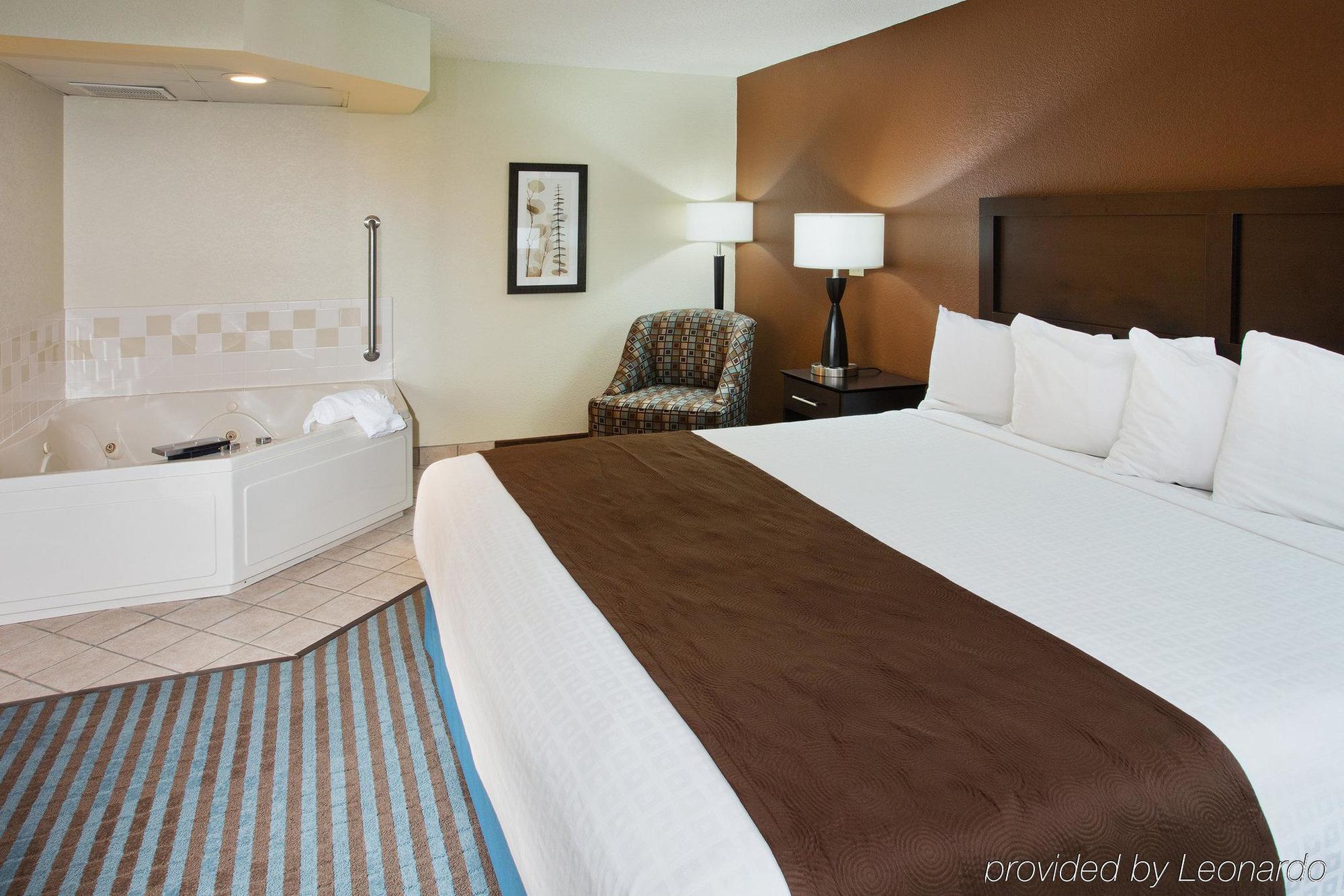 Americinn By Wyndham Lincoln North Екстериор снимка